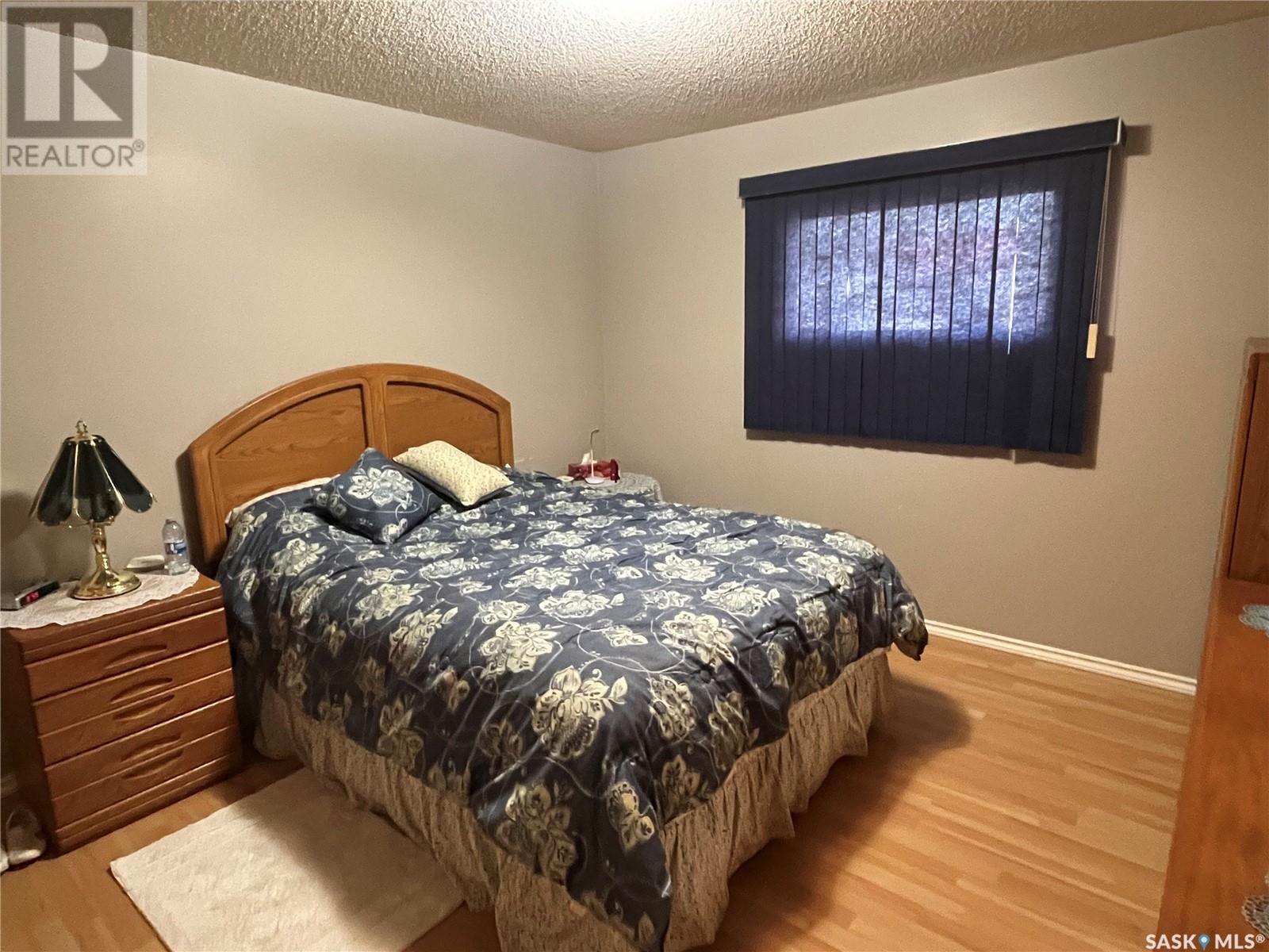 409 Saskatchewan Avenue E Property Photo 11