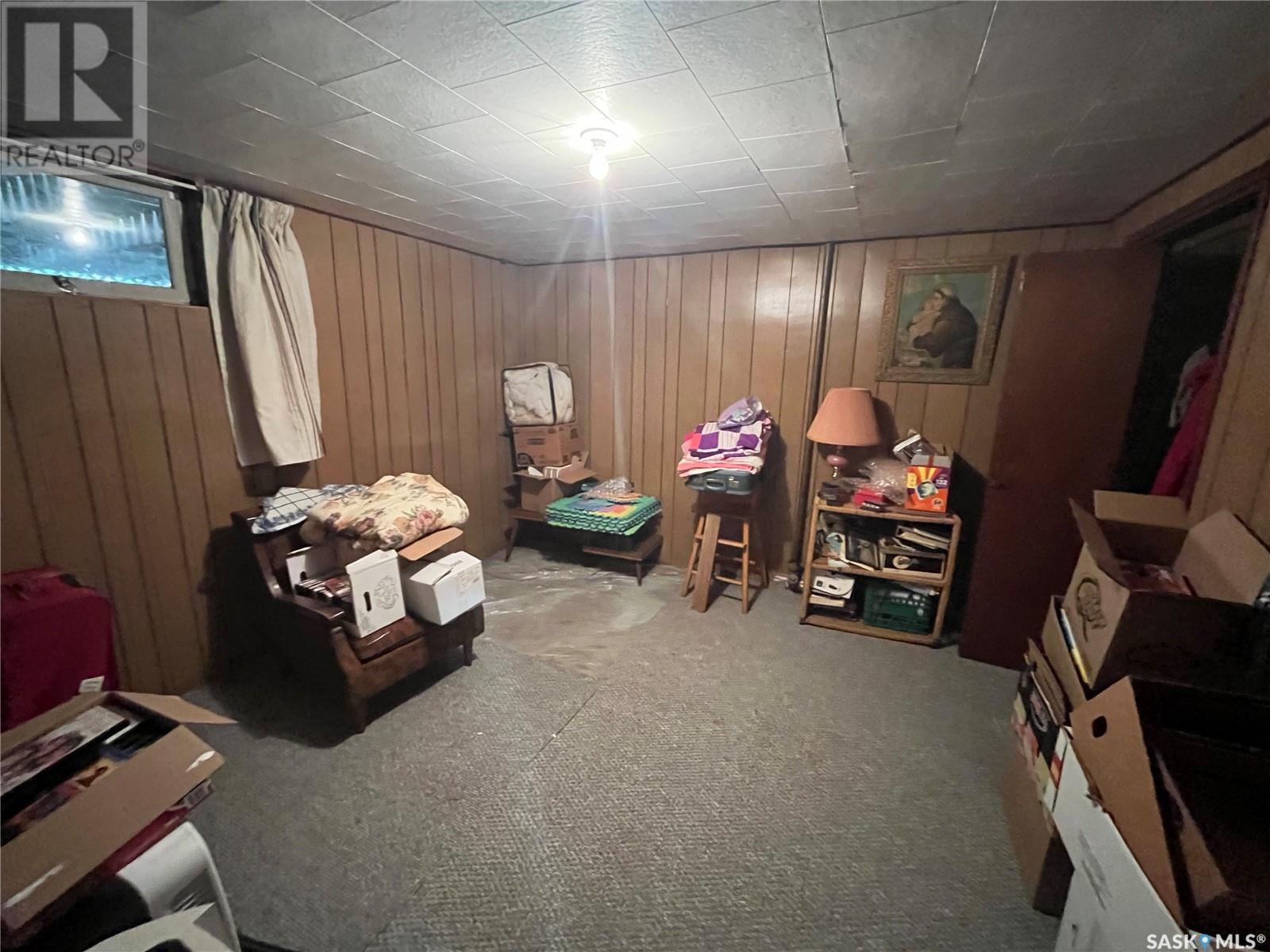 409 Saskatchewan Avenue E Property Photo 17