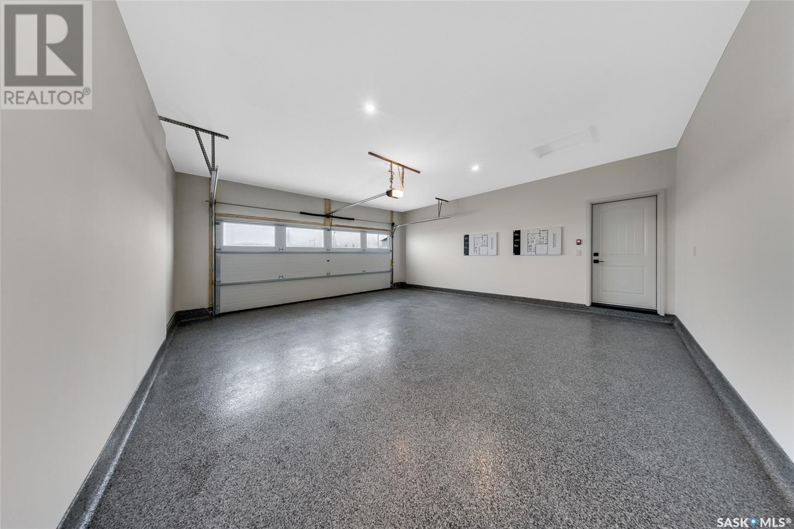 20 720 Brighton Boulevard Property Photo 3