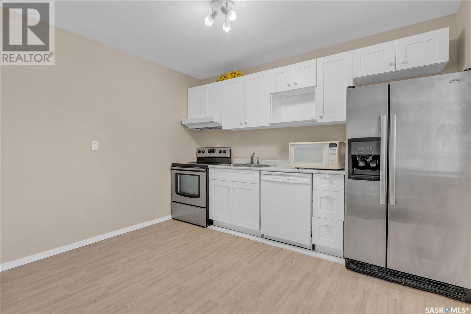 760 Rae Street Property Photo 7