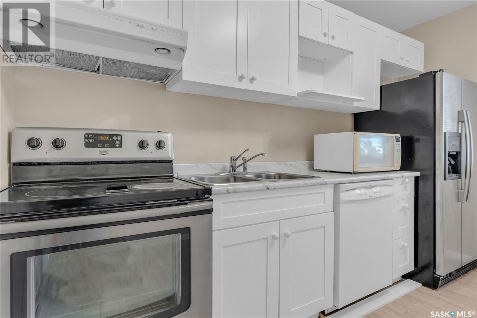760 Rae Street Property Photo 8