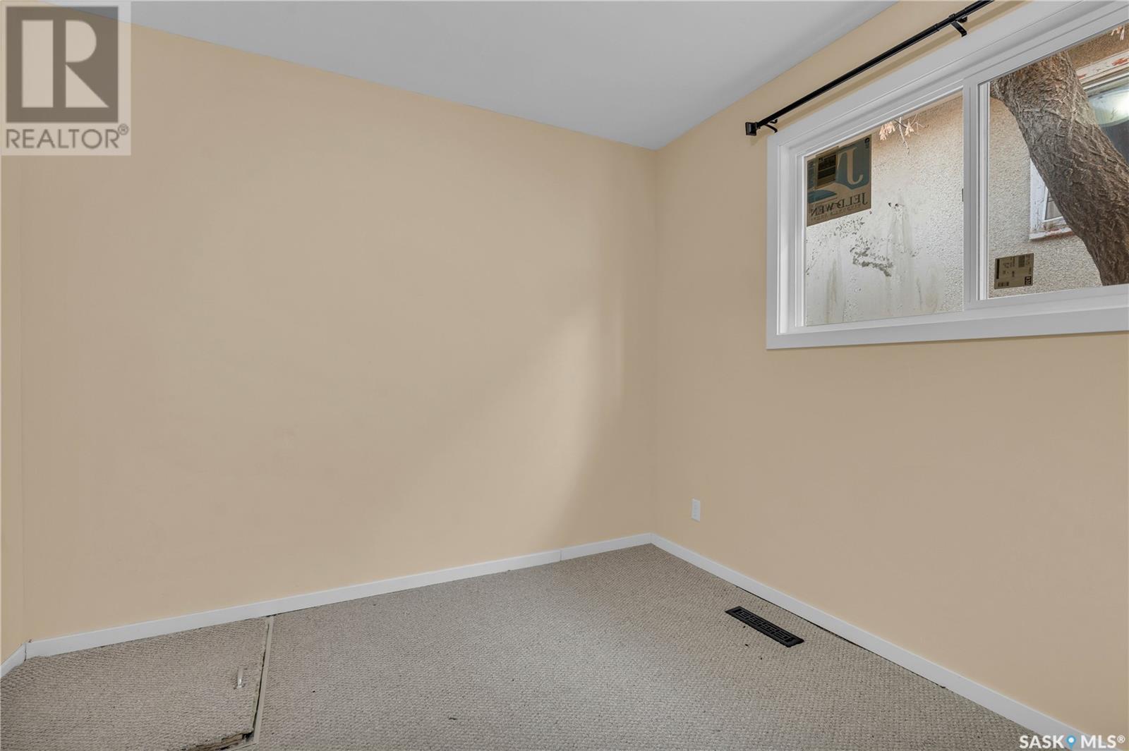 760 Rae Street Property Photo 10
