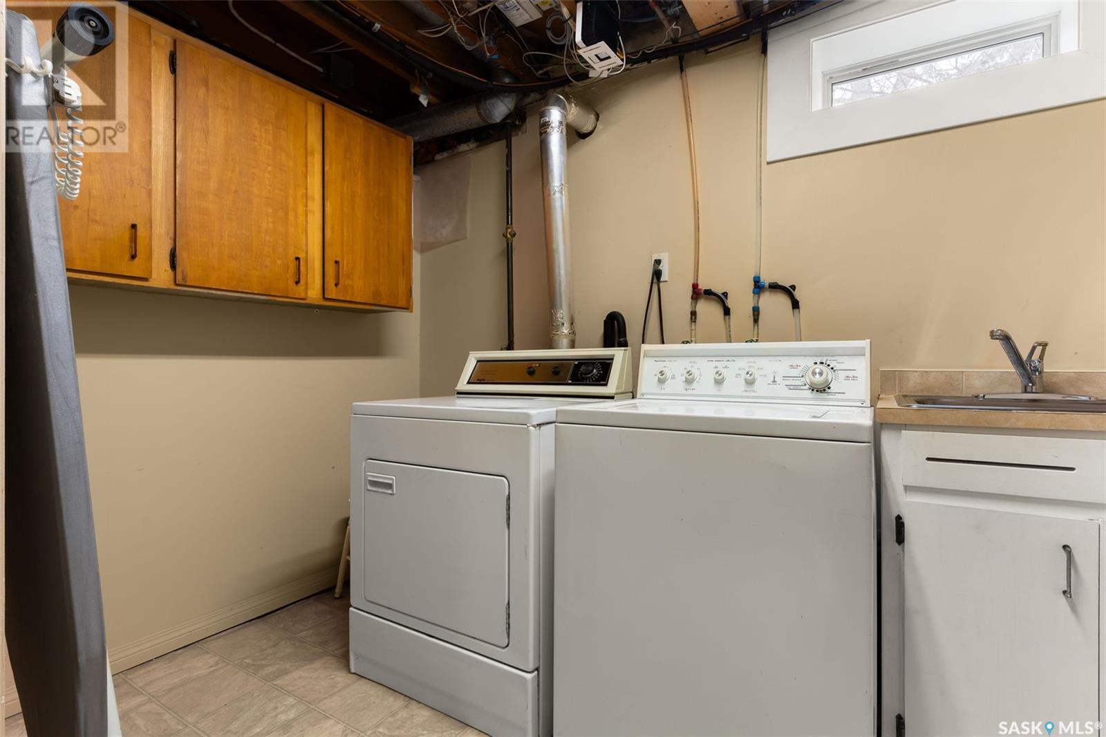 181 Birchwood Crescent Property Photo 30