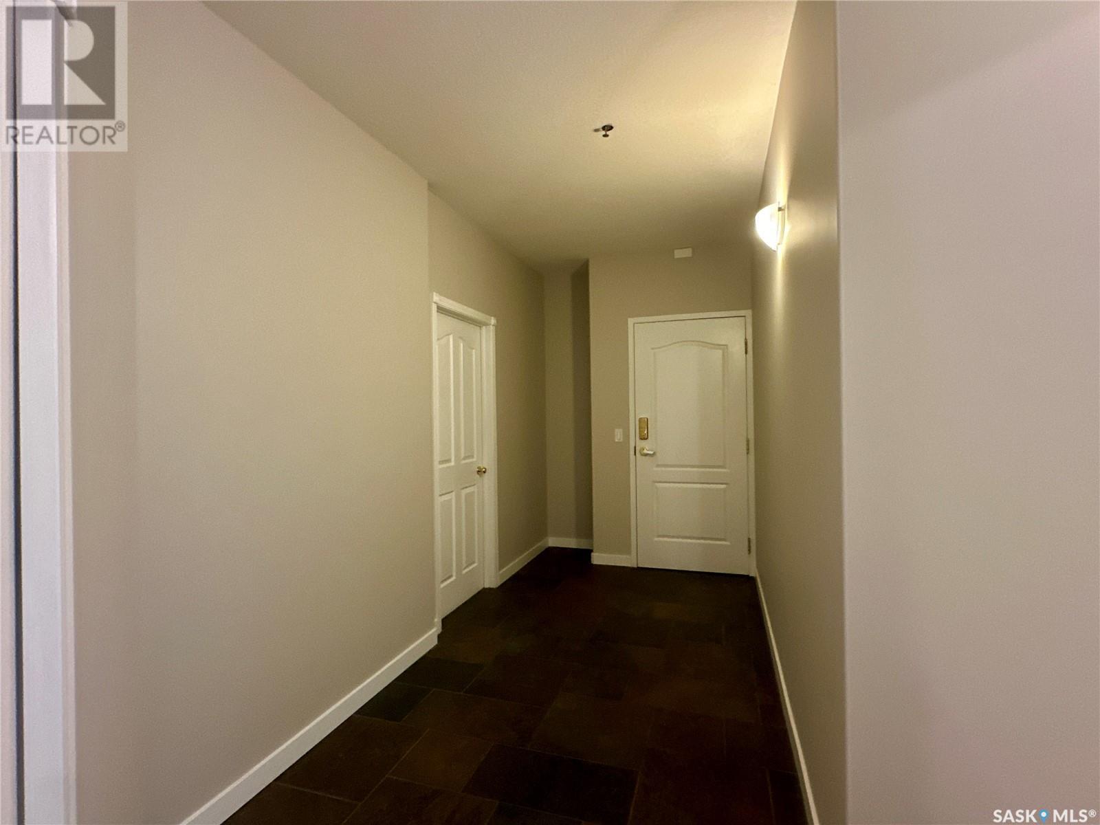 1203 1901 Victoria Avenue Property Photo 15