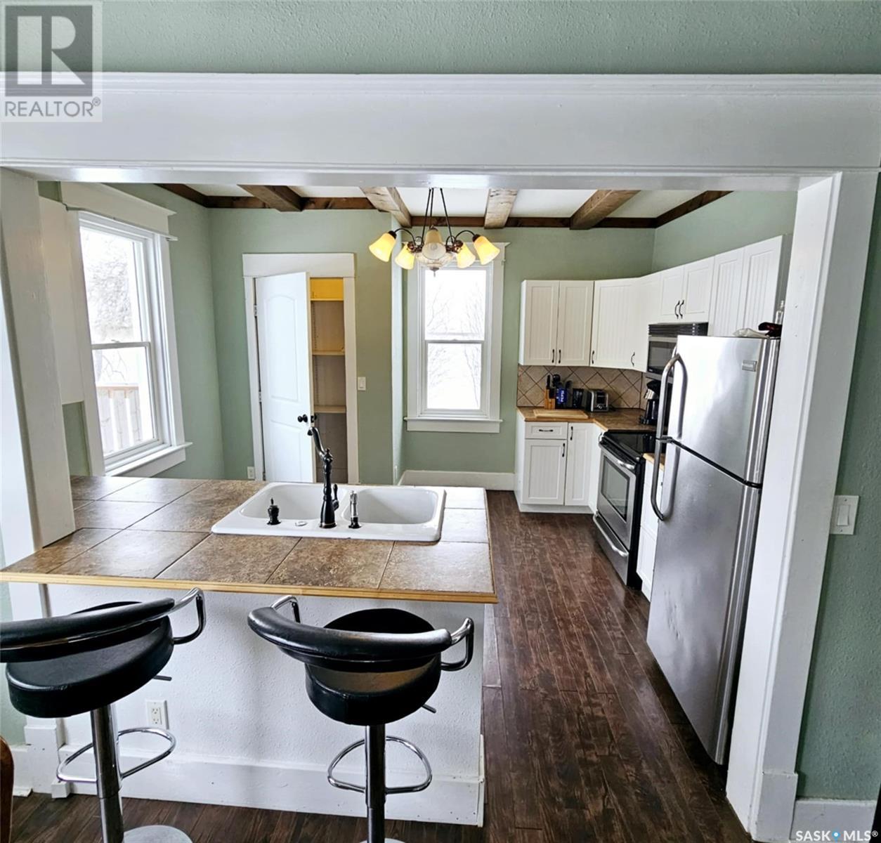24 Walker Avenue Property Photo 6