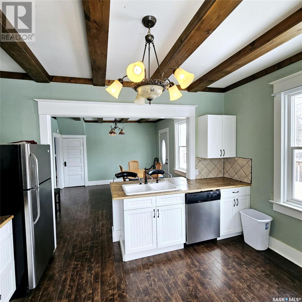 24 Walker Avenue Property Photo 12