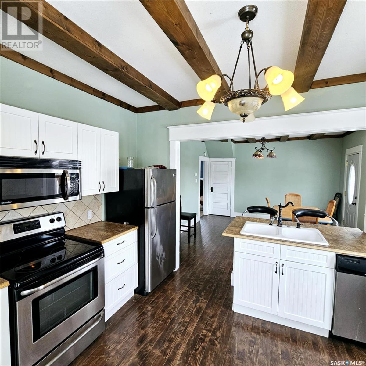 24 Walker Avenue Property Photo 13