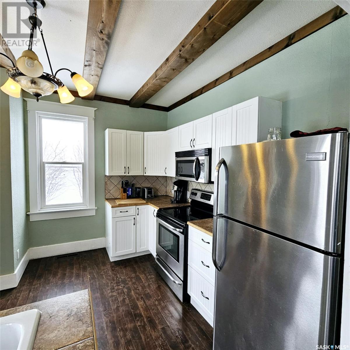 24 Walker Avenue Property Photo 14