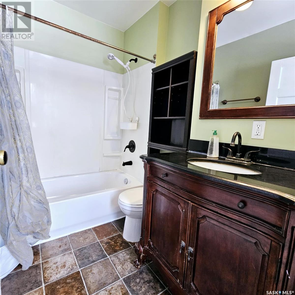 24 Walker Avenue Property Photo 23