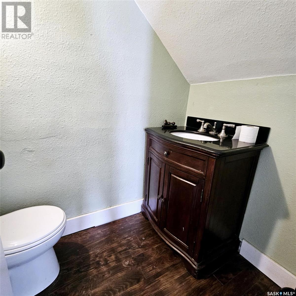 24 Walker Avenue Property Photo 36