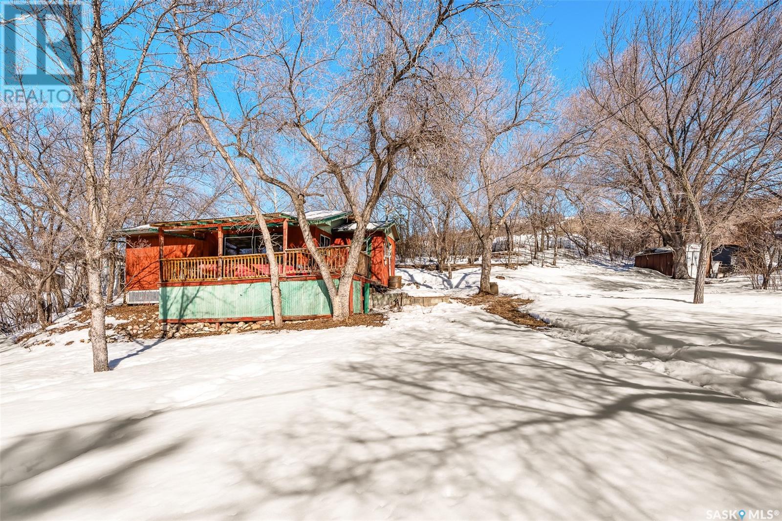 Buffalo Pound Lake Real Estate Listings Main Image