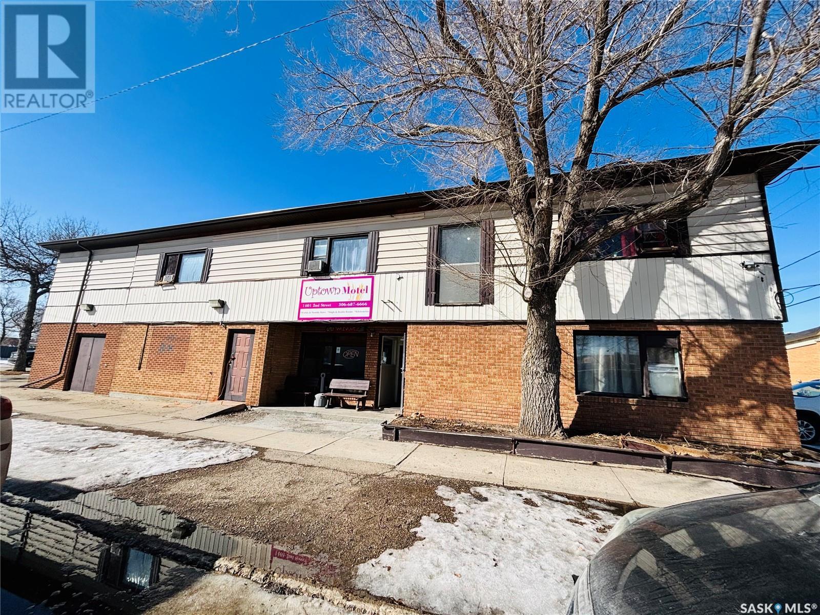 1401 2nd Street Property Photo 1
