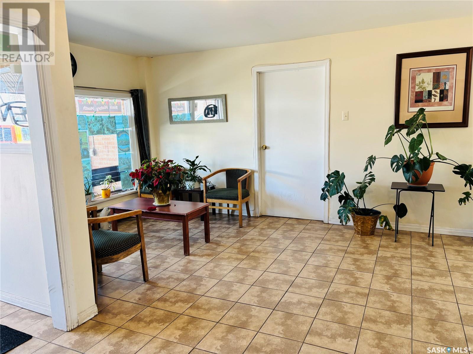 1401 2nd Street Property Photo 8