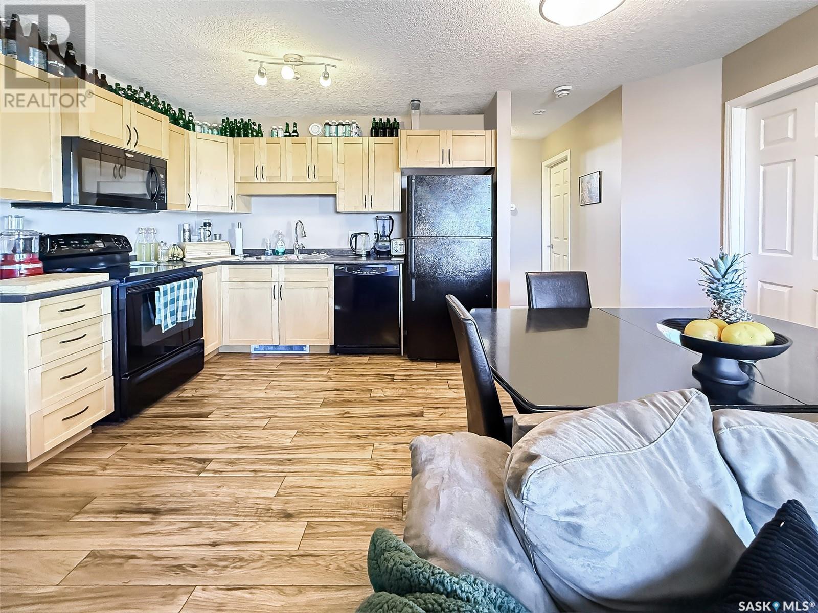 121 700 Battleford Trail Property Photo 5