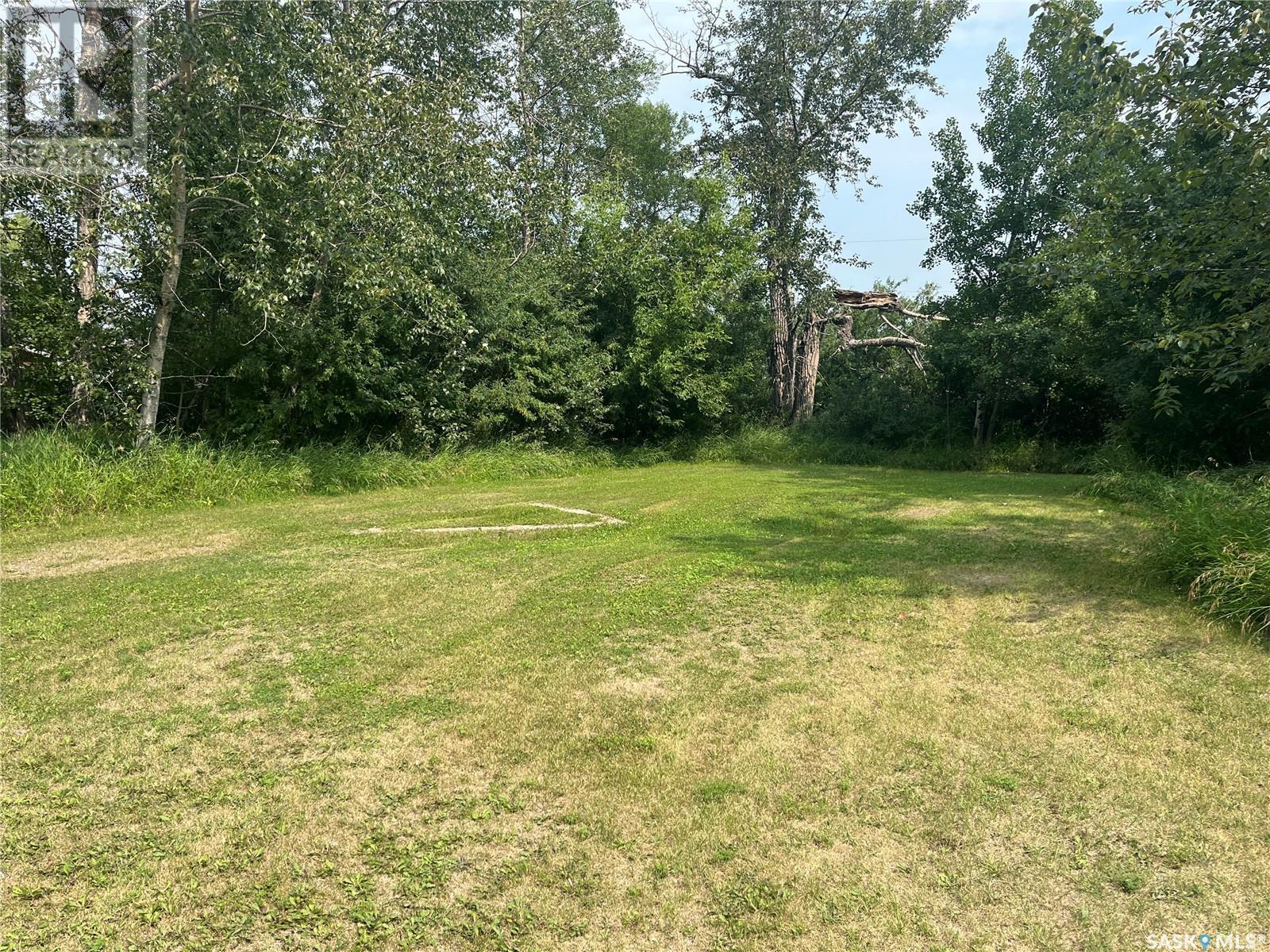 307-309-311 Third Avenue E Property Photo 2