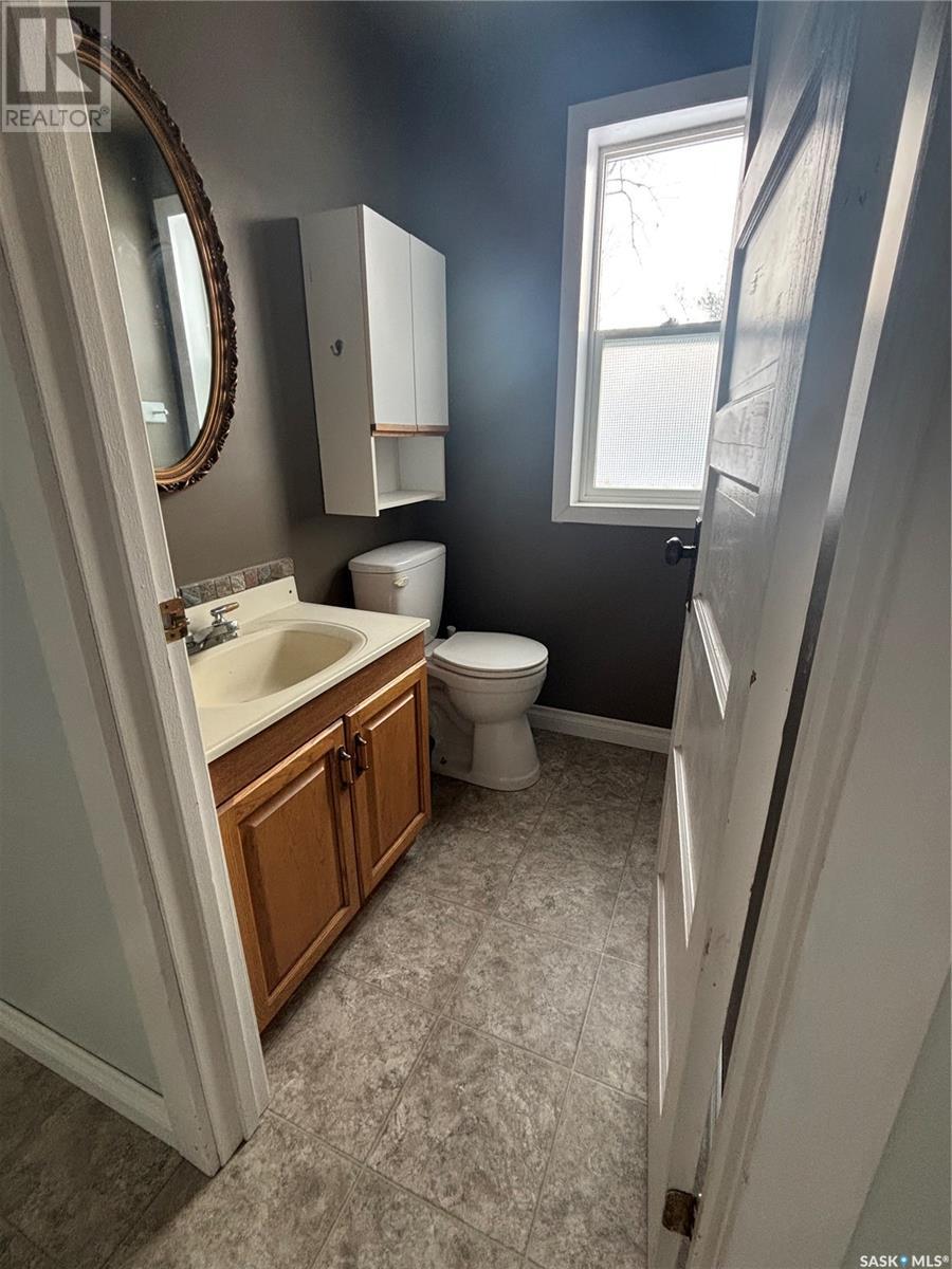 331 3rd Avenue W Property Photo 5
