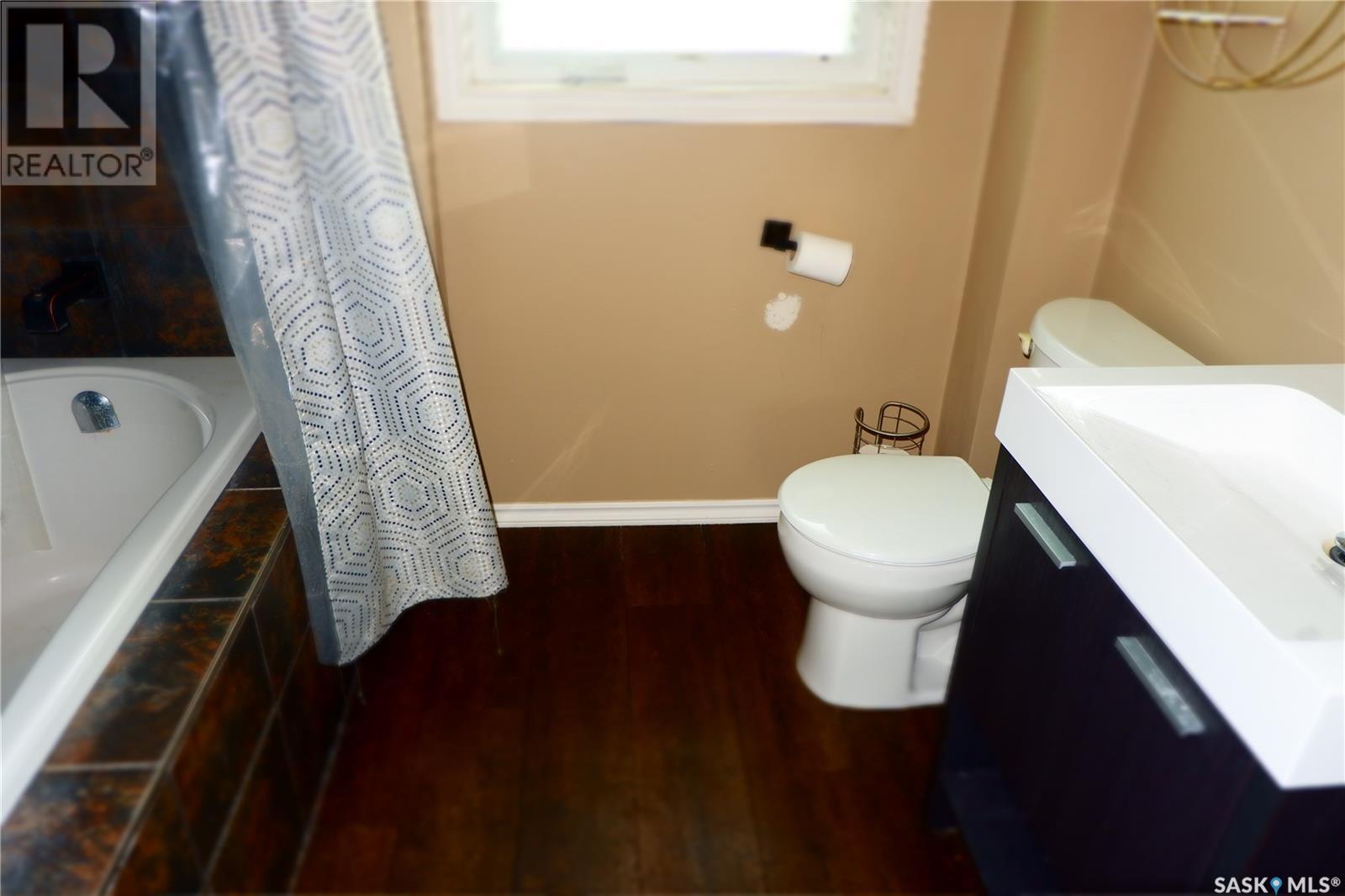 331 3rd Avenue W Property Photo 15