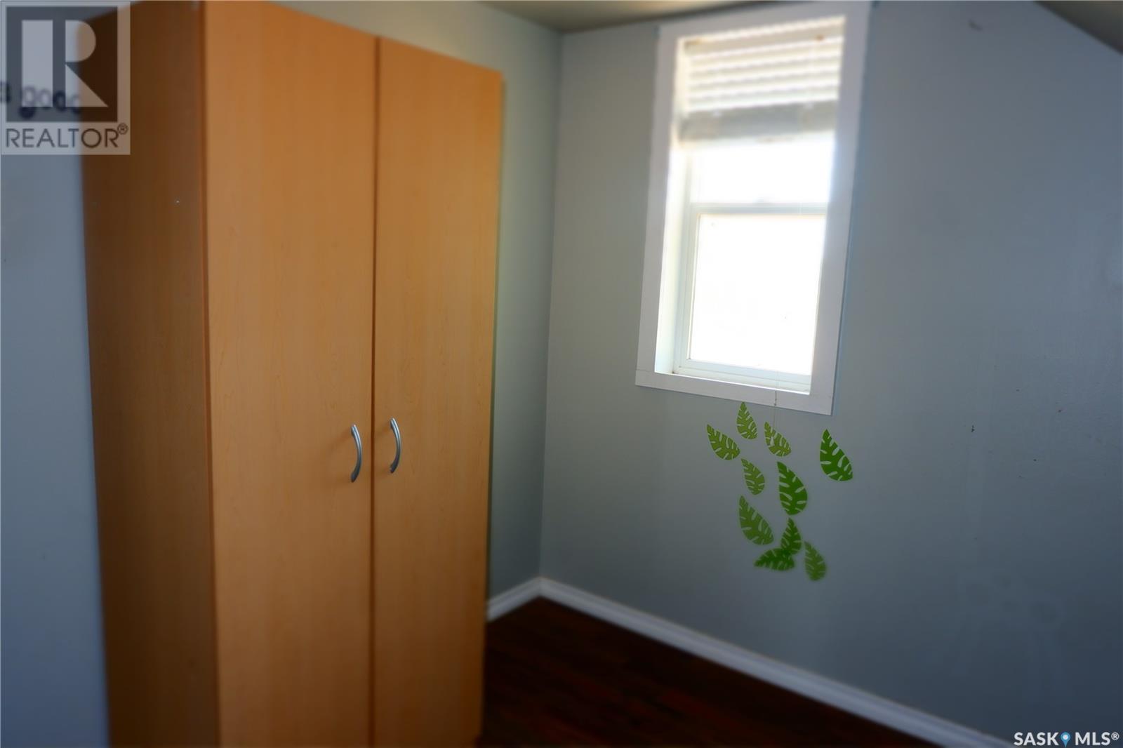 331 3rd Avenue W Property Photo 19