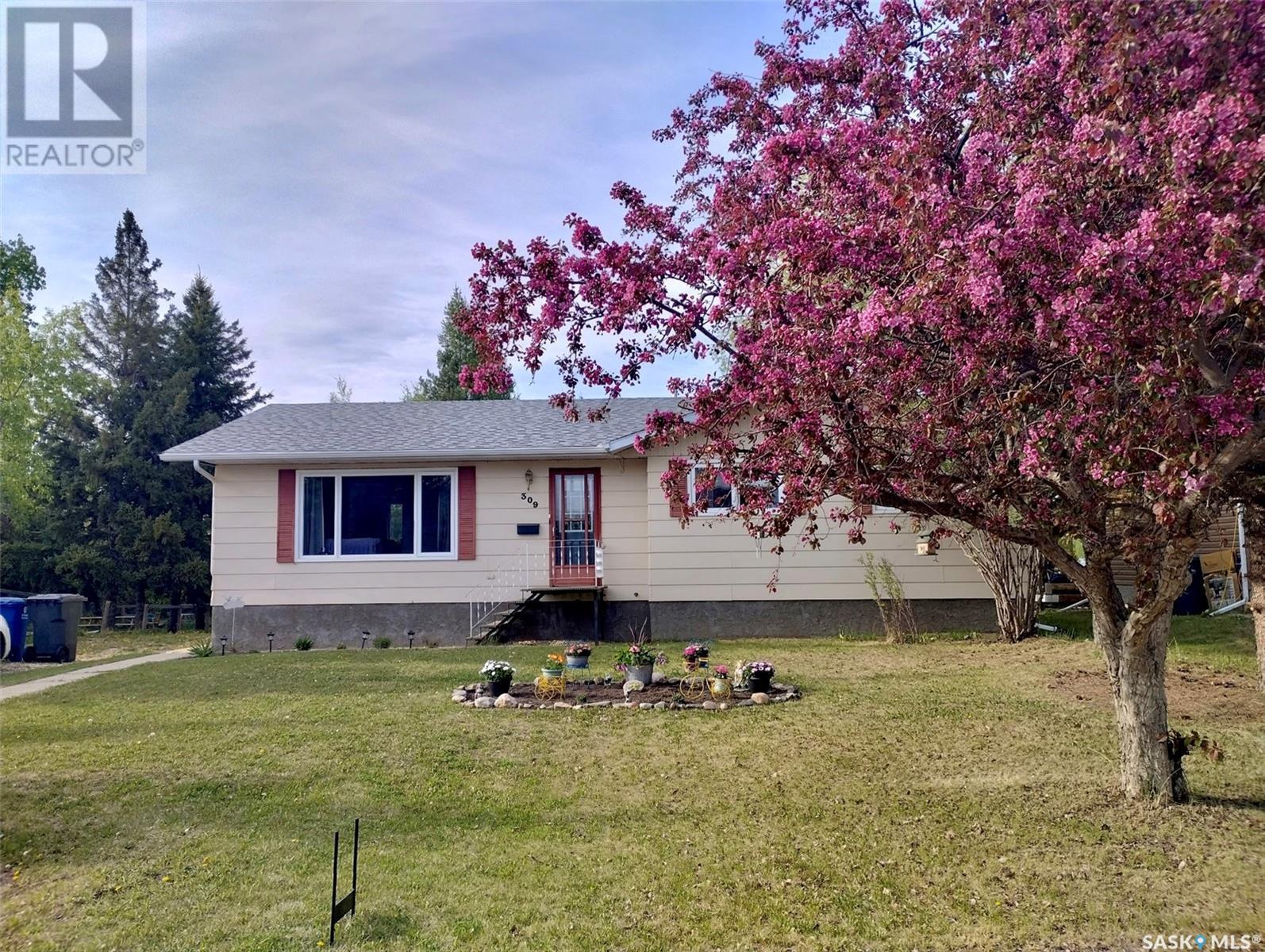 Cut Knife Real Estate Listings Main Image