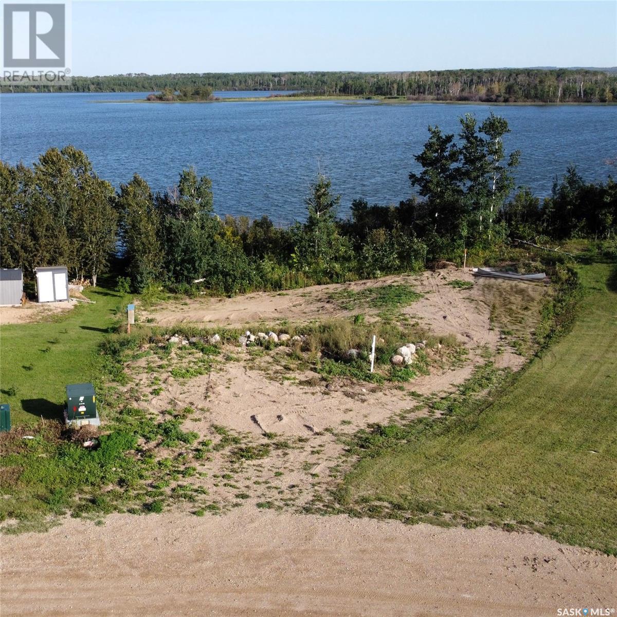 32 Willow Road Property Photo 1