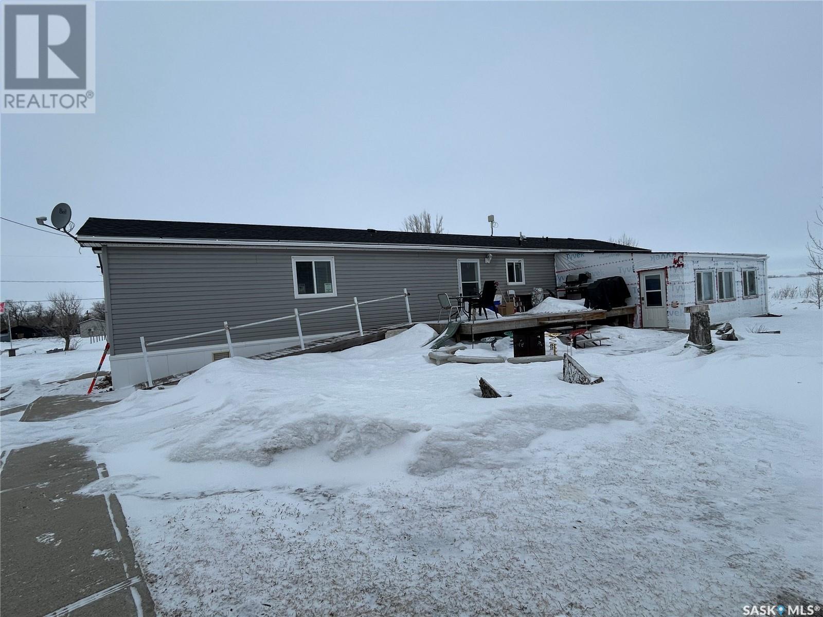 131 3rd Avenue E Property Photo 1