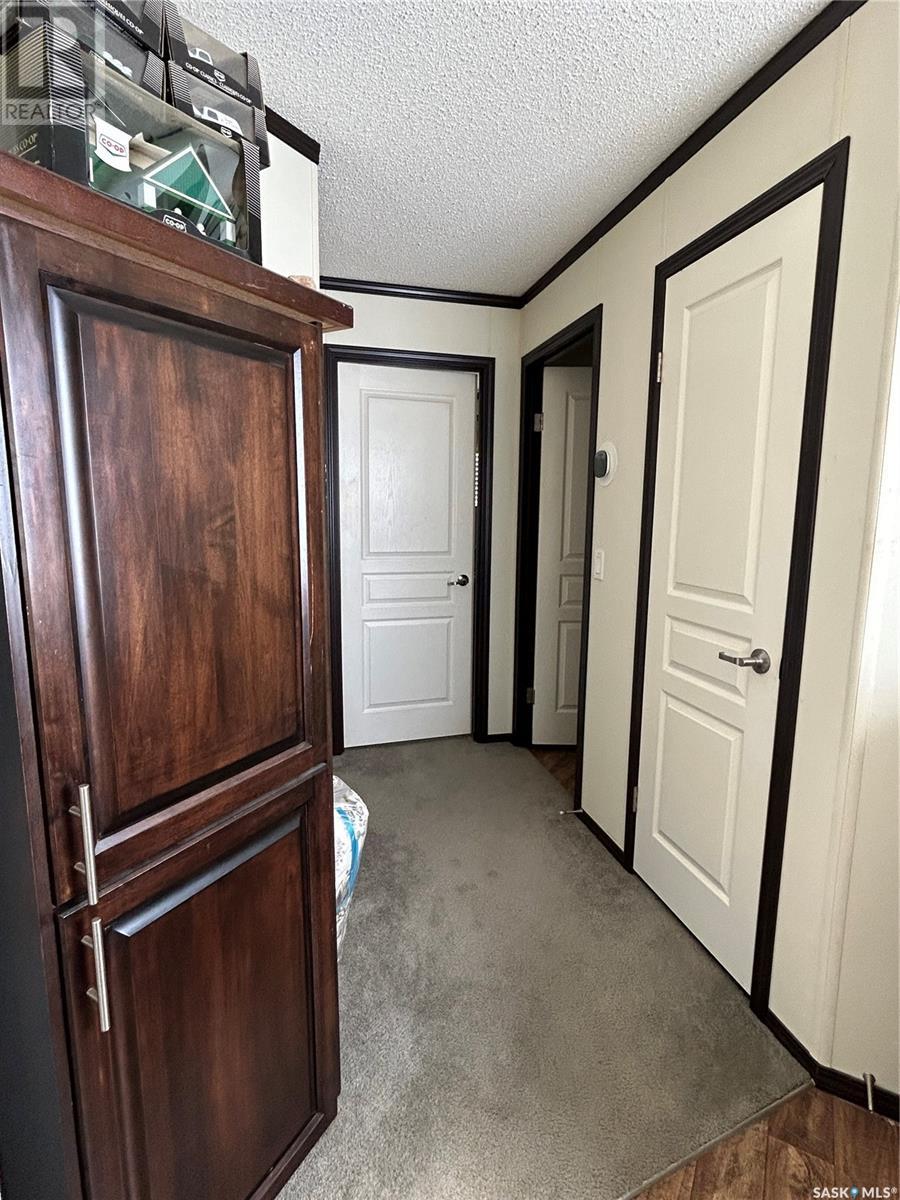 131 3rd Avenue E Property Photo 13