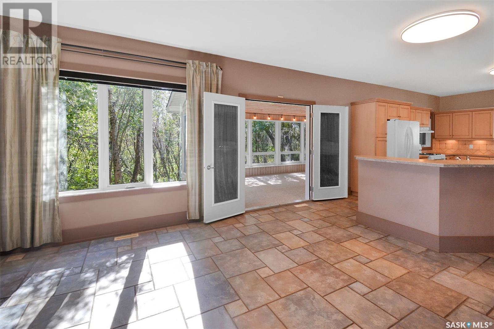 Private Country Living At The City's Edge Property Photo 16