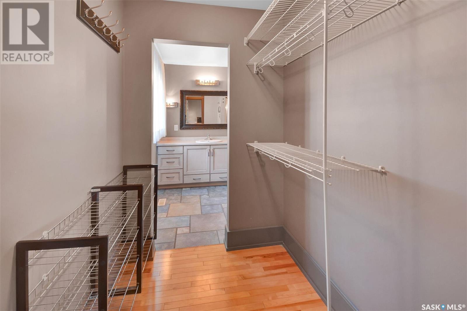 Private Country Living At The City's Edge Property Photo 26