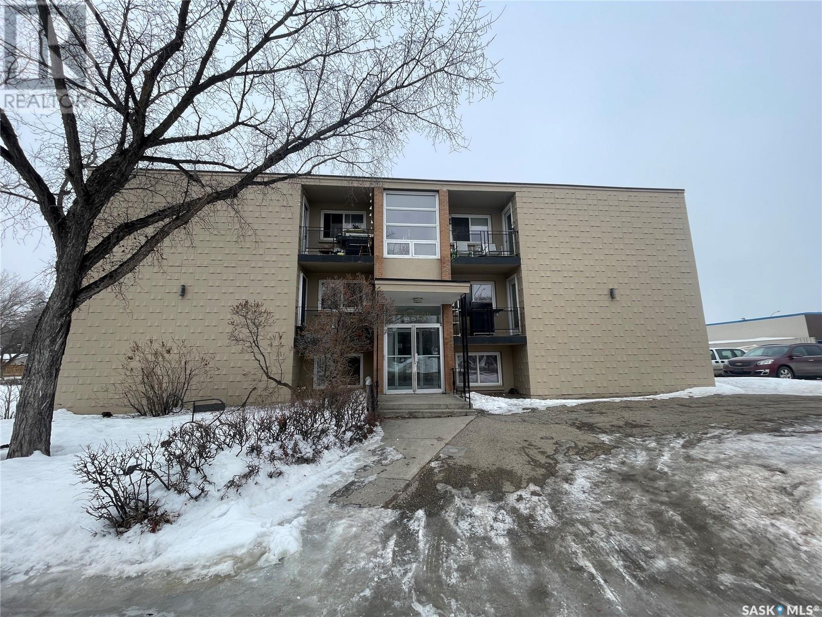 4 2620 5th Avenue N Property Photo 1