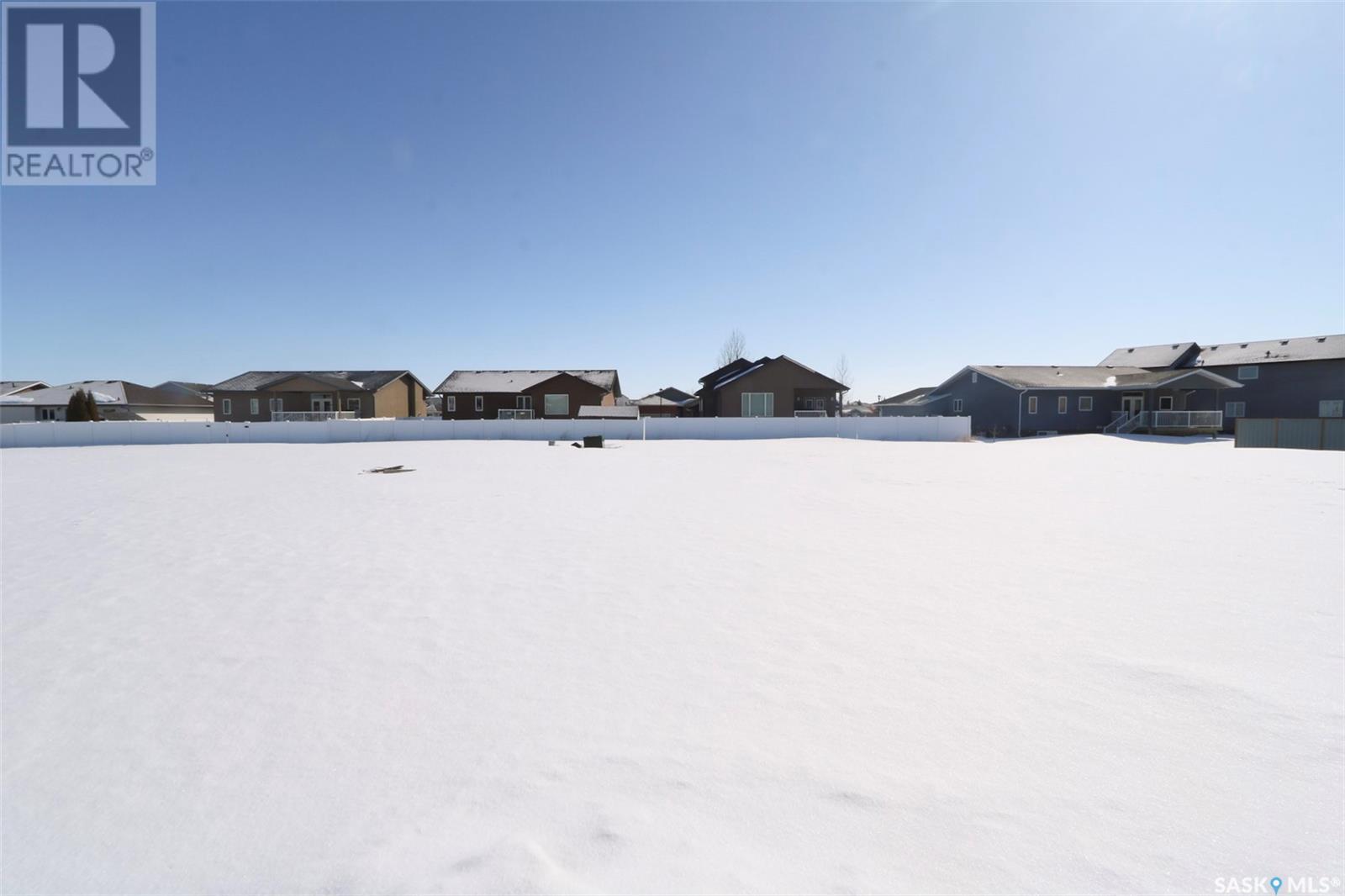 62 Good Spirit Crescent Property Photo 4