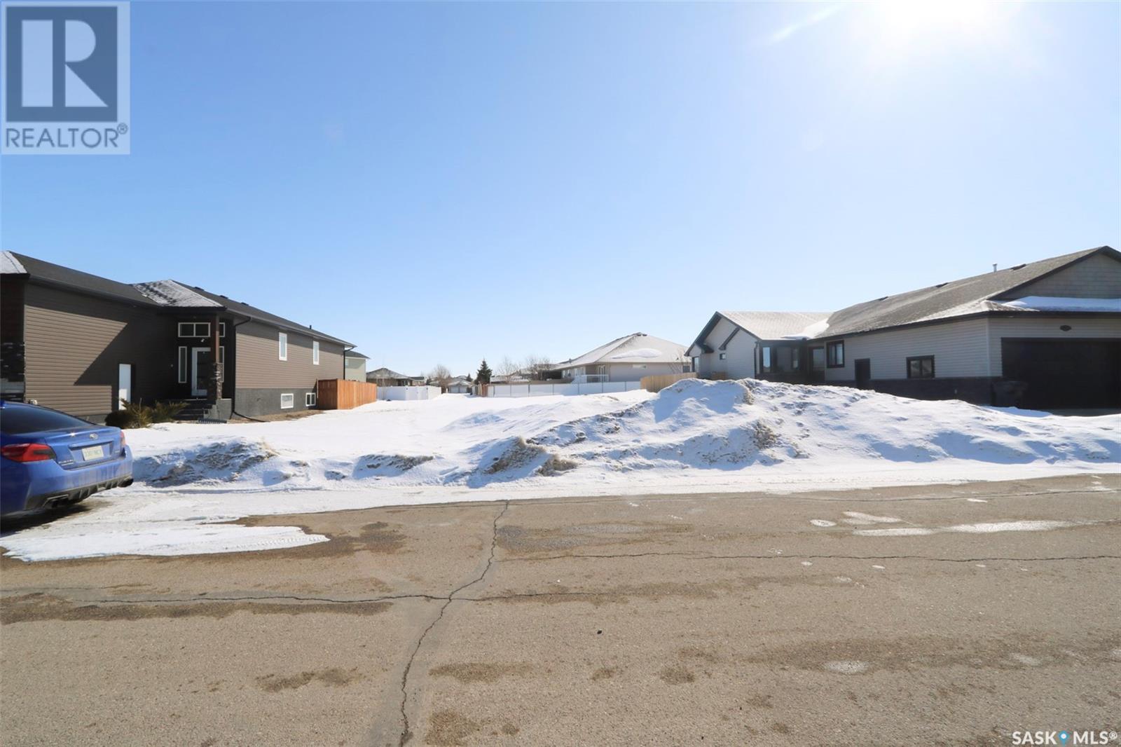 96 Good Spirit Crescent Property Photo 4