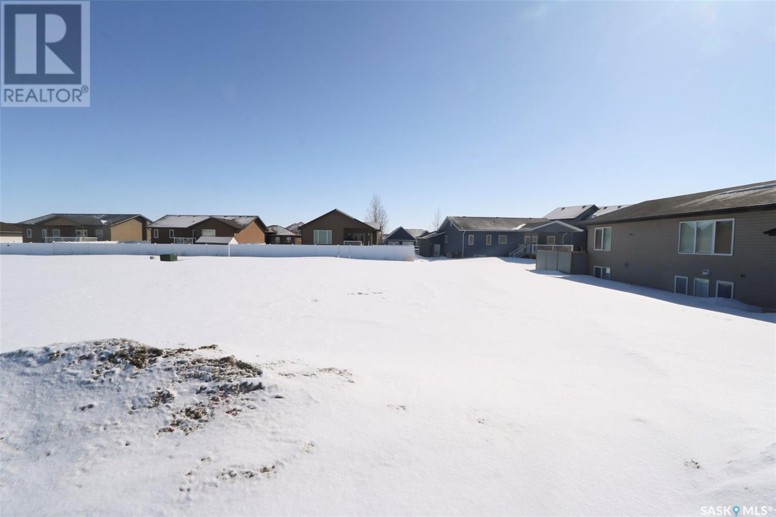 96 Good Spirit Crescent Property Photo 5