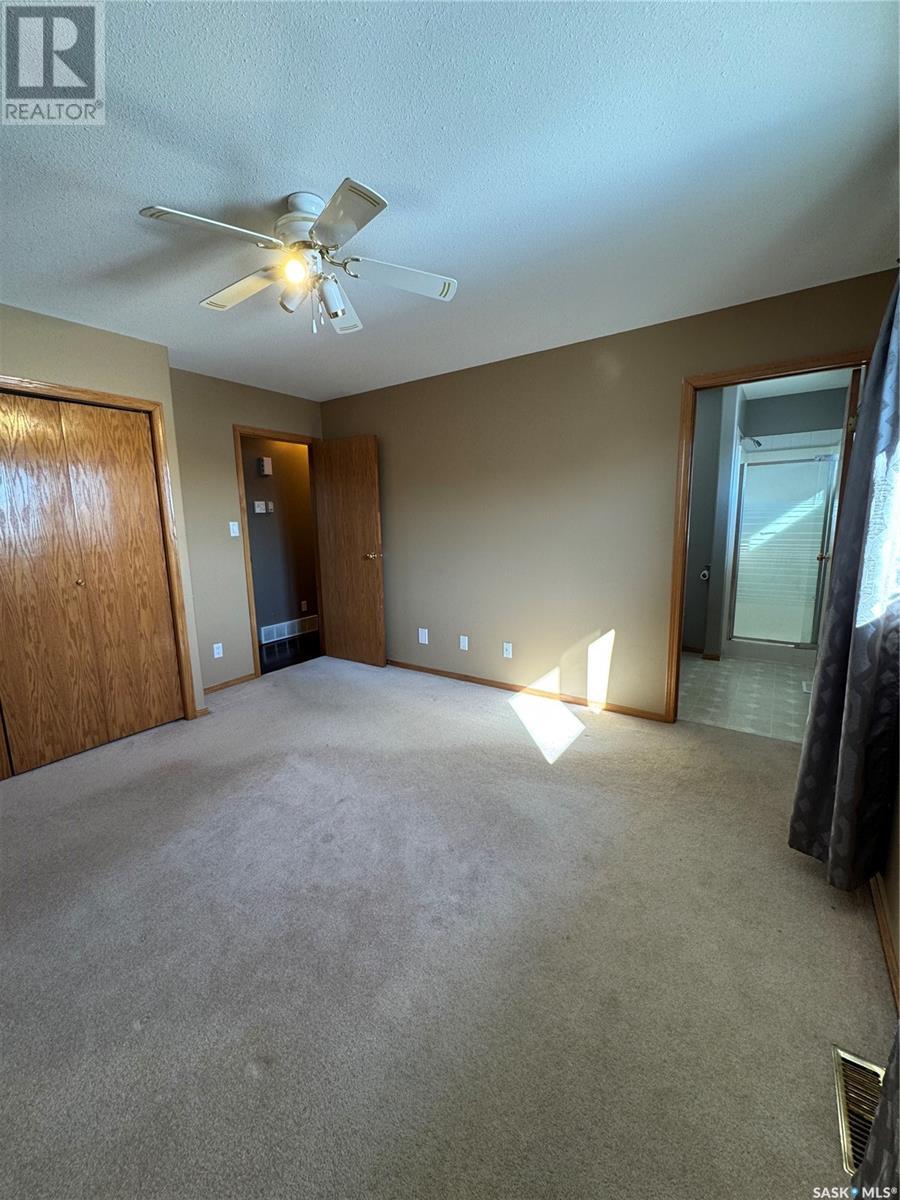 514 Macmillian Street Property Photo 20