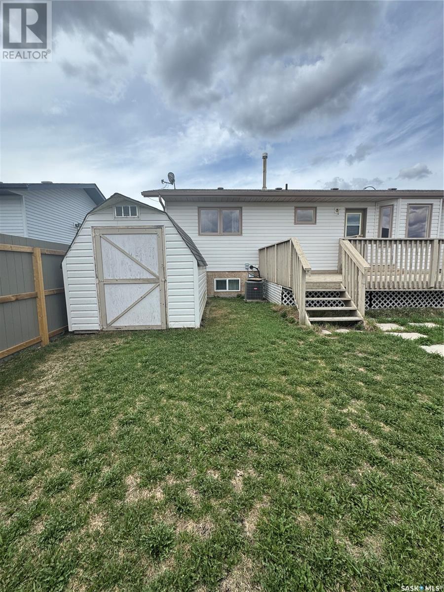 514 Macmillian Street Property Photo 44