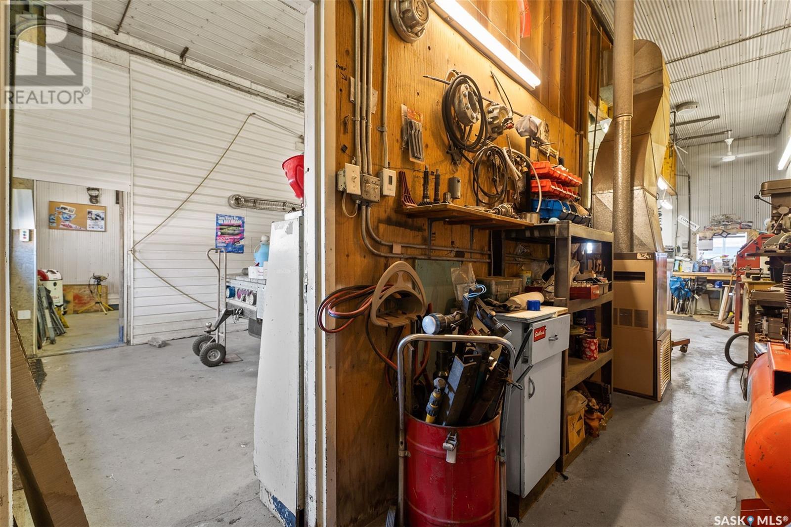 103 3rd Street W Property Photo 12