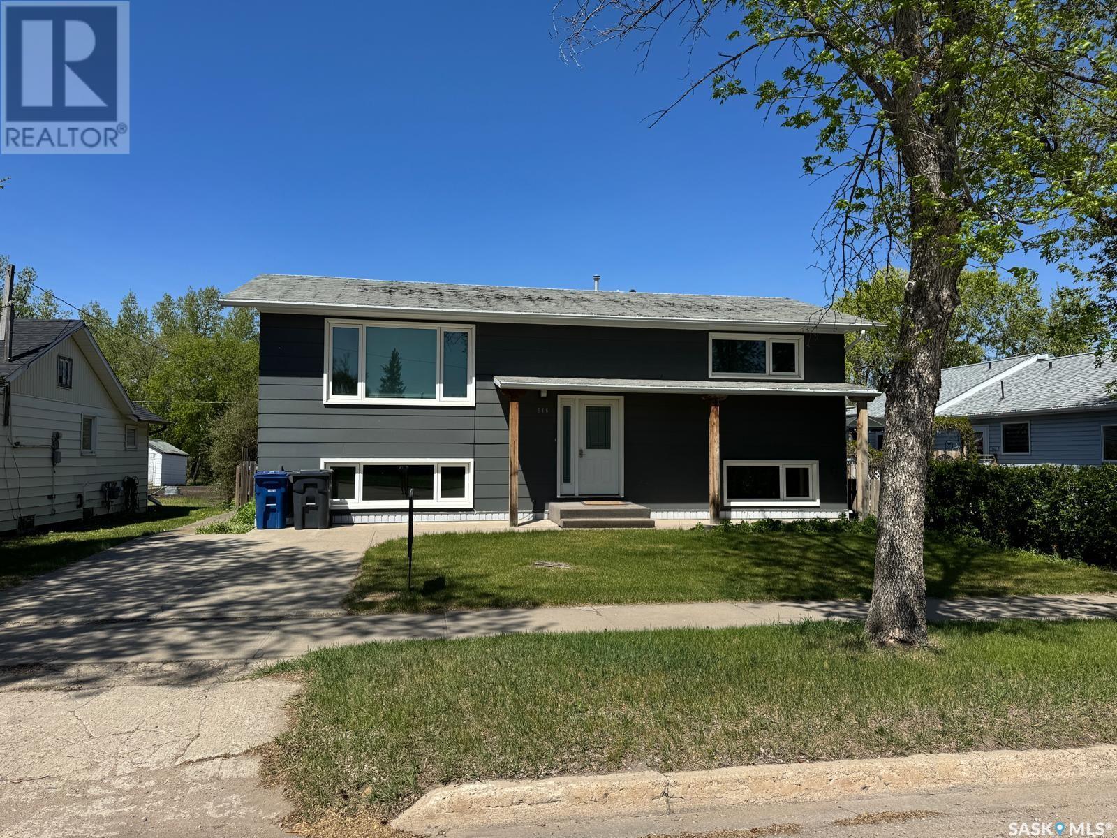 516 B AVENUE E Property Photo 1