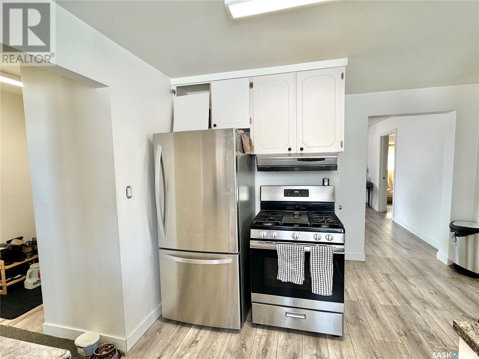 440 1st Avenue W Property Photo 7