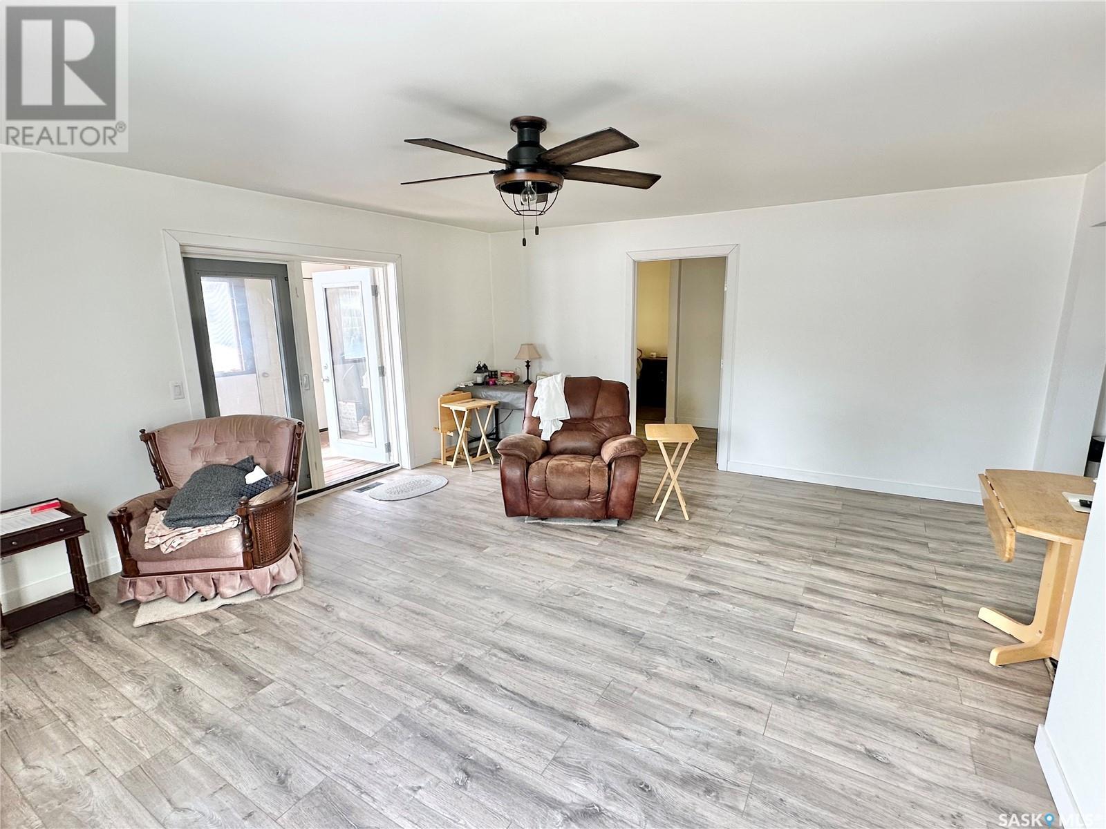 440 1st Avenue W Property Photo 15