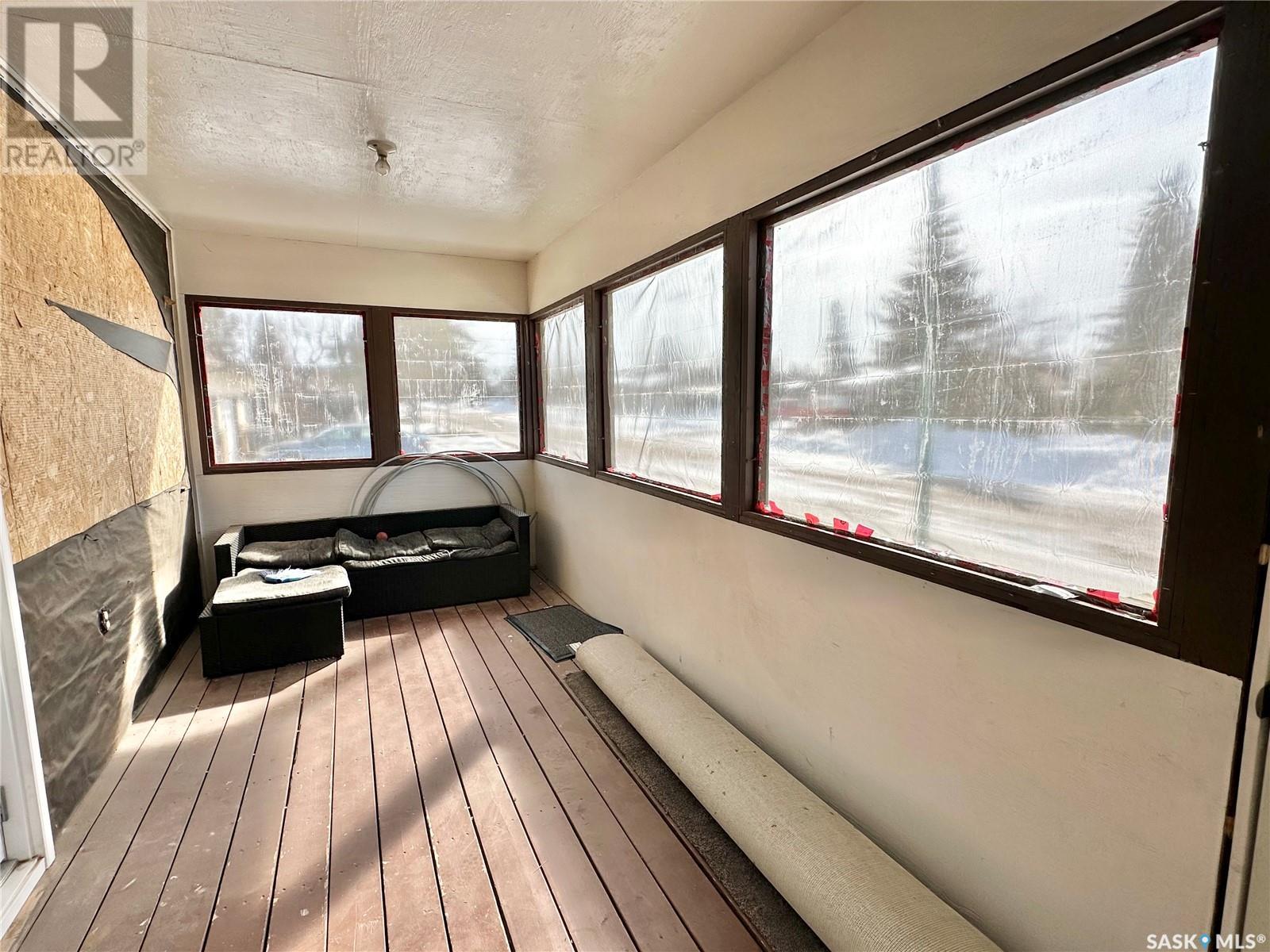 440 1st Avenue W Property Photo 17