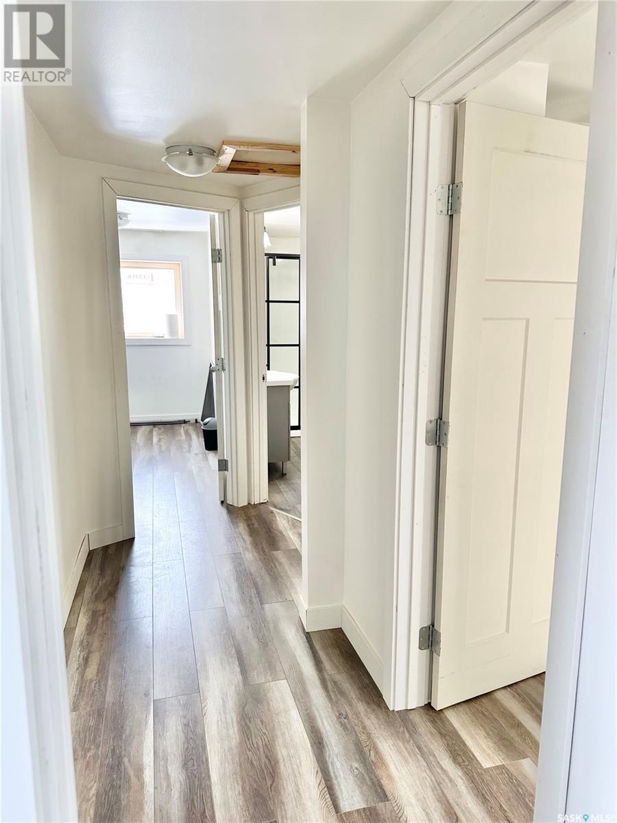 440 1st Avenue W Property Photo 22