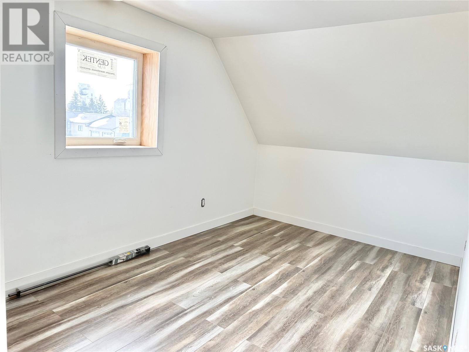 440 1st Avenue W Property Photo 26