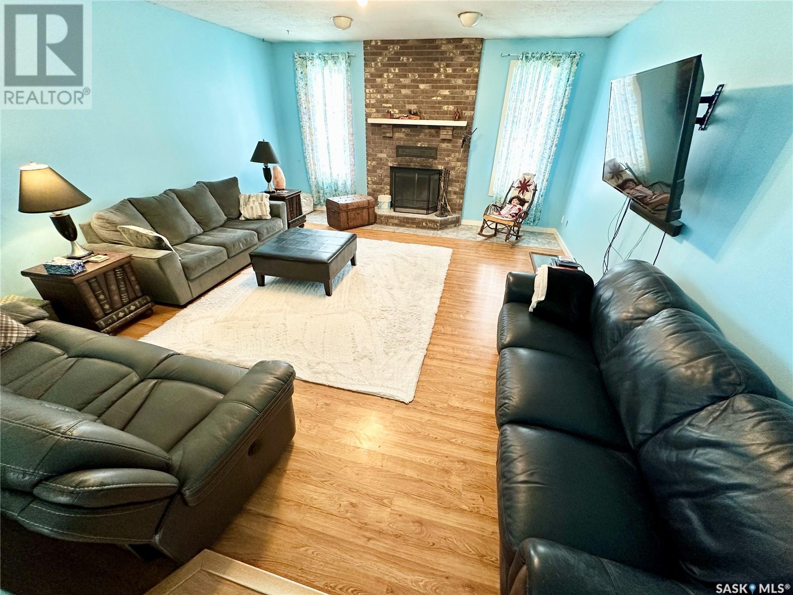 706 Dieppe Drive Property Photo 8