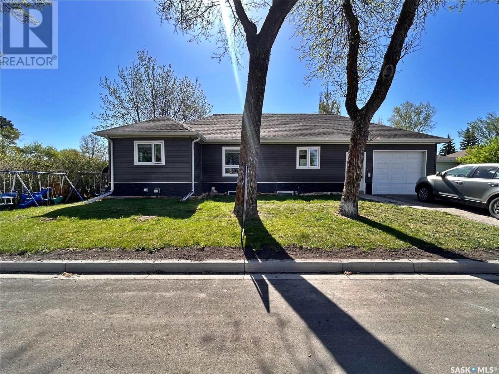 1401 Mark Avenue Property Photo 1