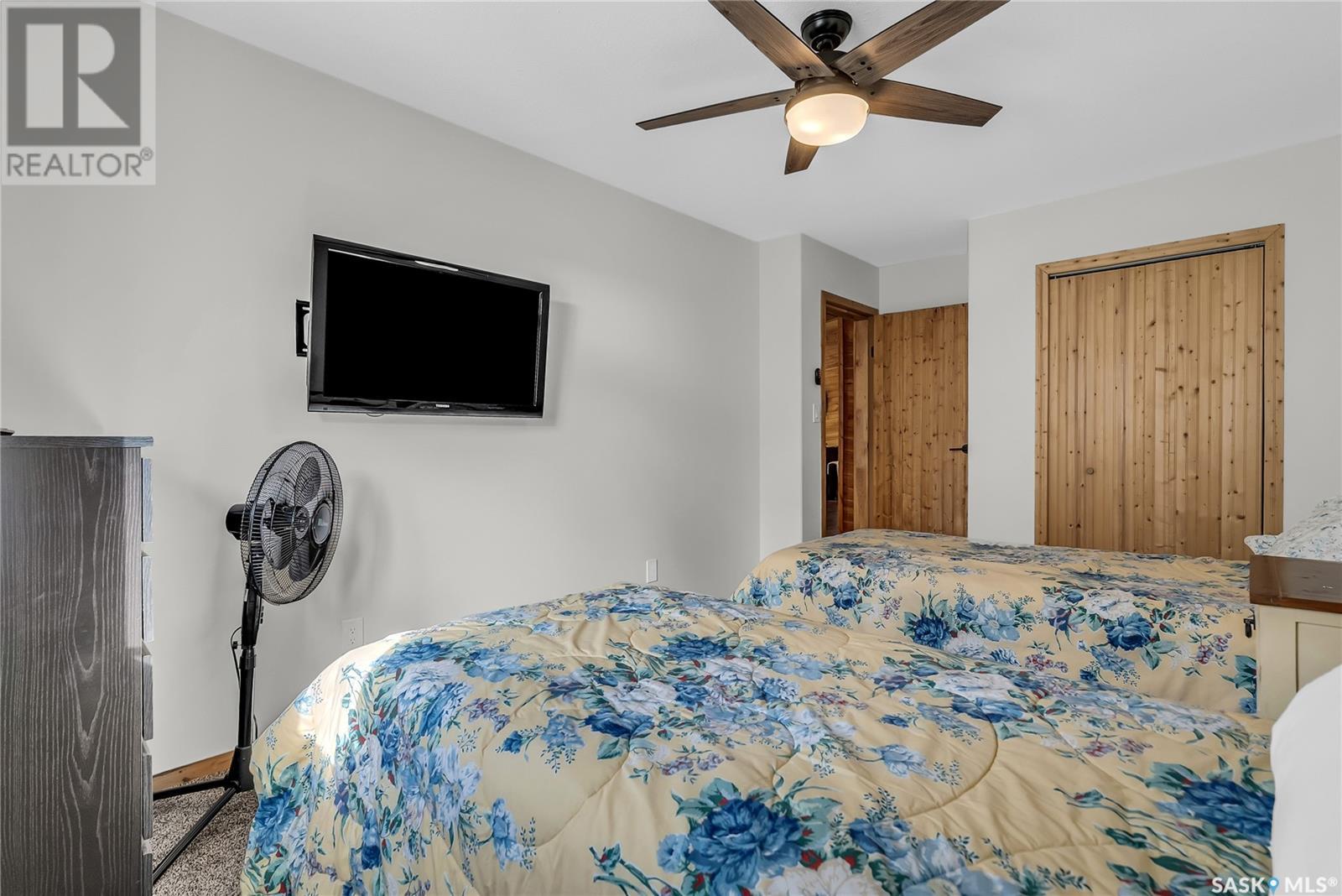 108 Iroquois Lake Drive Property Photo 30