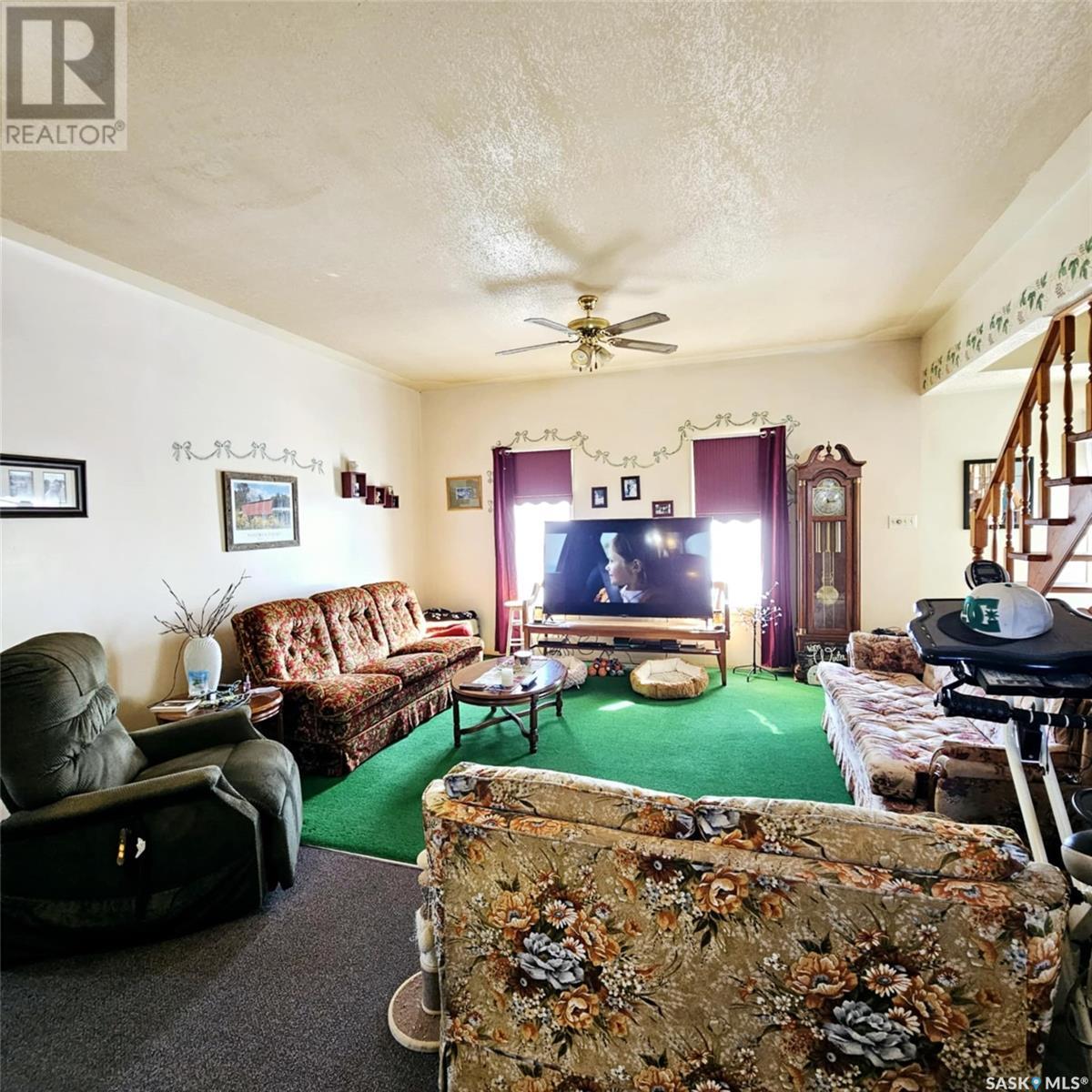Cox Acreage Property Photo 3