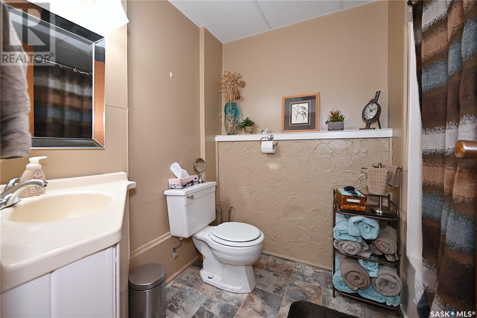 1275 Veterans Crescent Property Photo 23