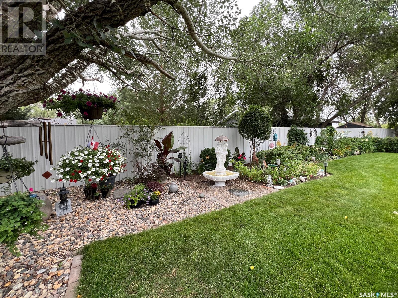1275 Veterans Crescent Property Photo 46