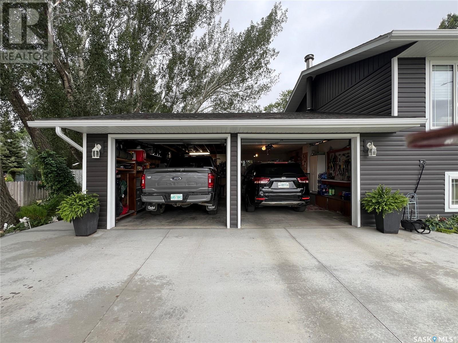 1275 Veterans Crescent Property Photo 48