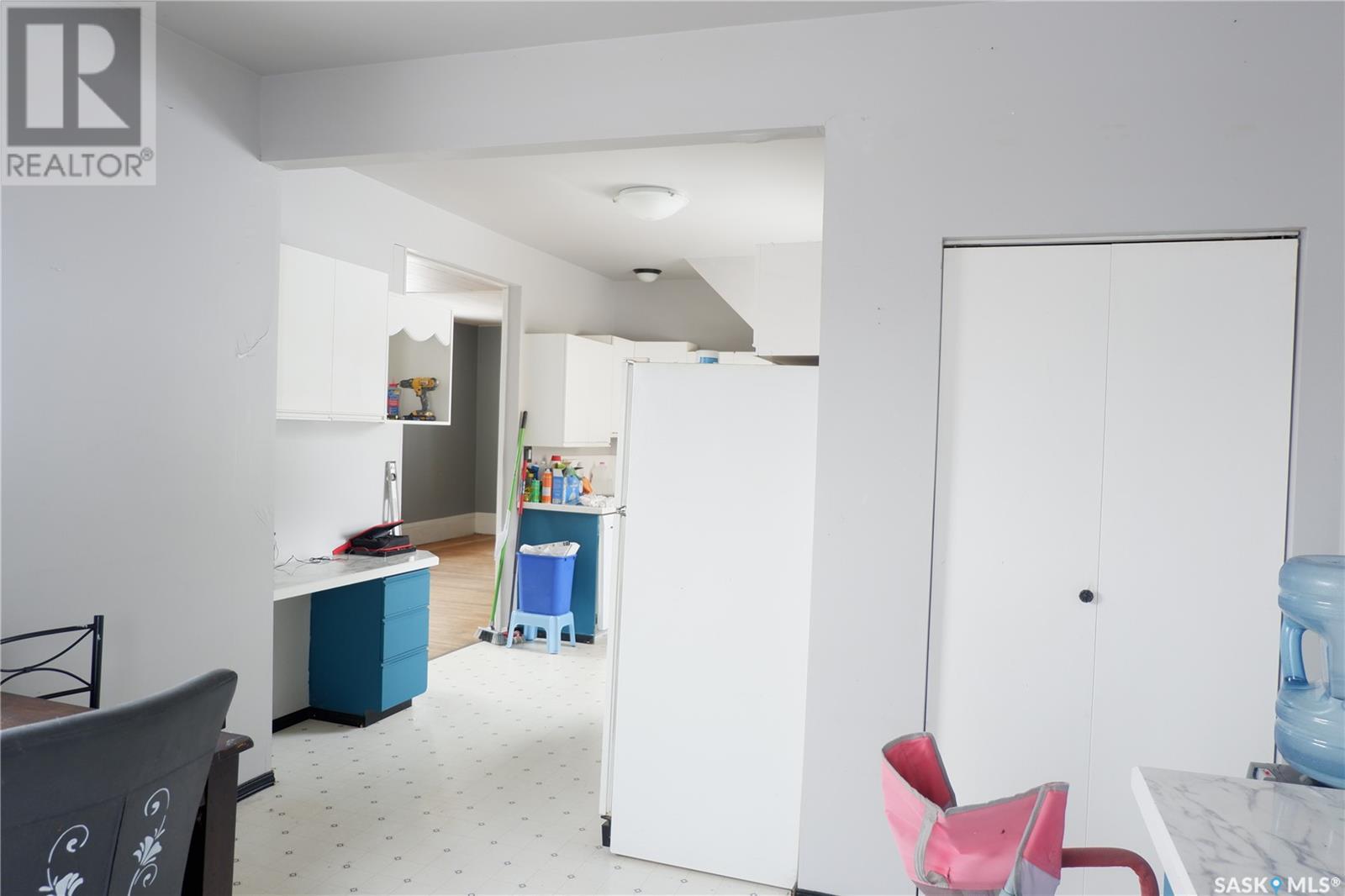 405 4th Avenue E Property Photo 6