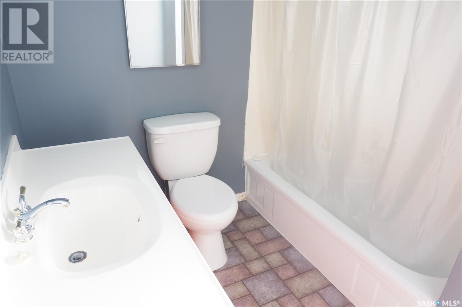 405 4th Avenue E Property Photo 19